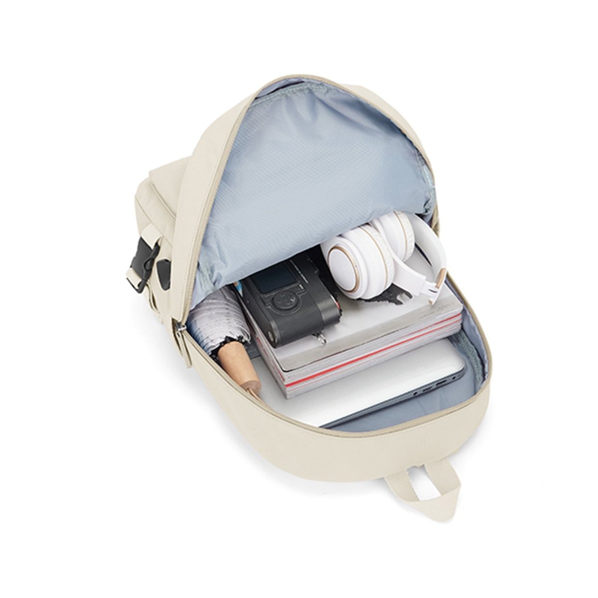 outdoor - portrait - backpack_white_4.jpg