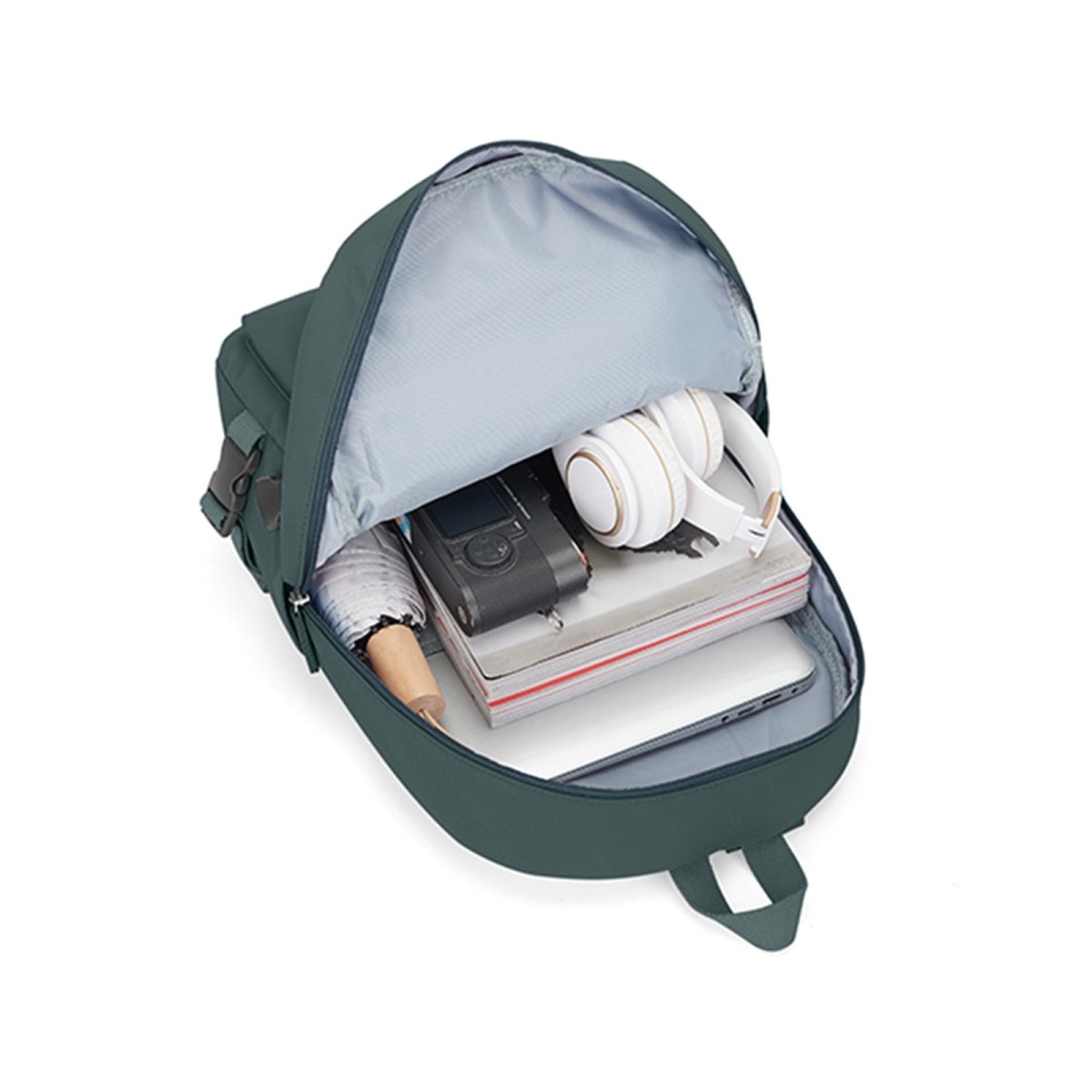 outdoor - portrait - backpack_gun_4.jpg