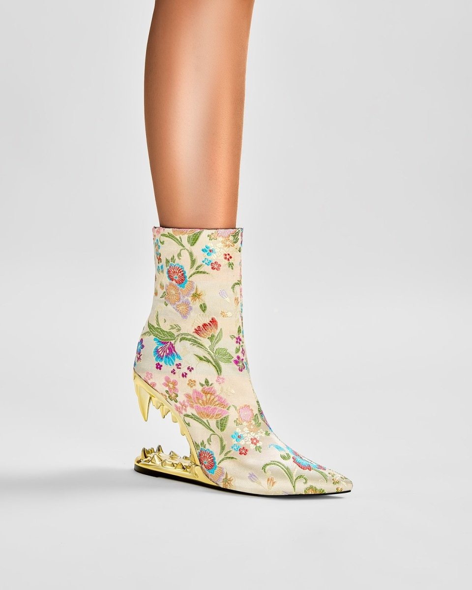 paisley - encrusted - bite - heel - ankle - boots_all_gold_12.jpg