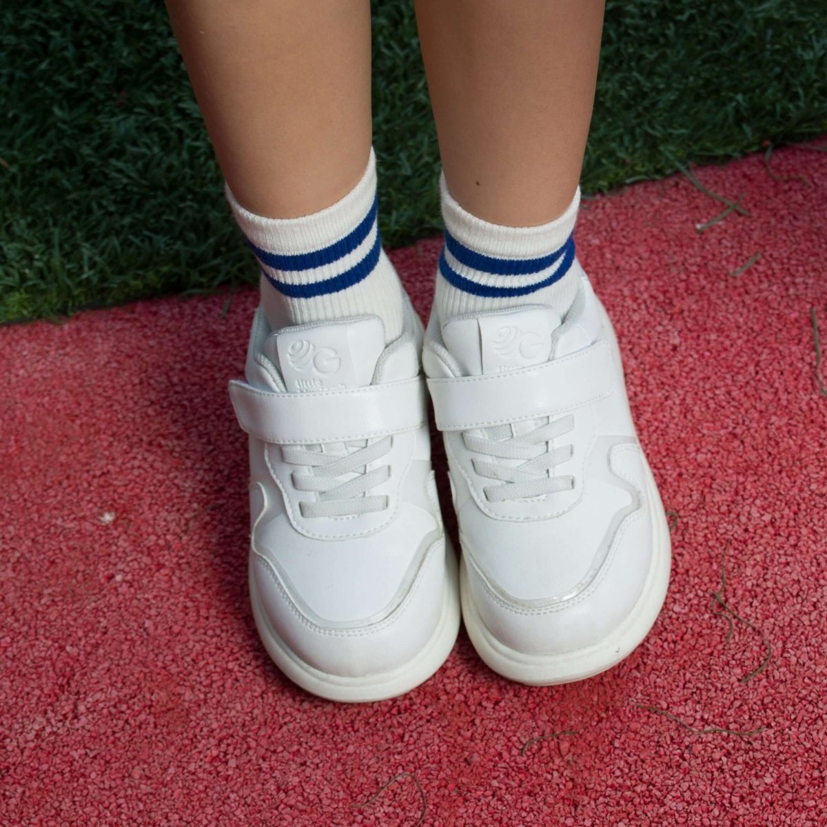 parker - extra - lightweight - non - slip - sneakers_all_white_6.jpg