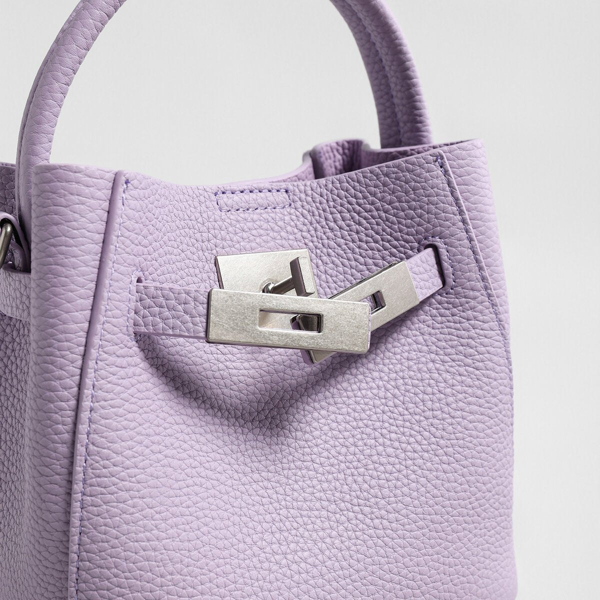 Pebbled Leather Mini Bucket Tote – Basket-Style Crossbody with Turn-Lock Hardware