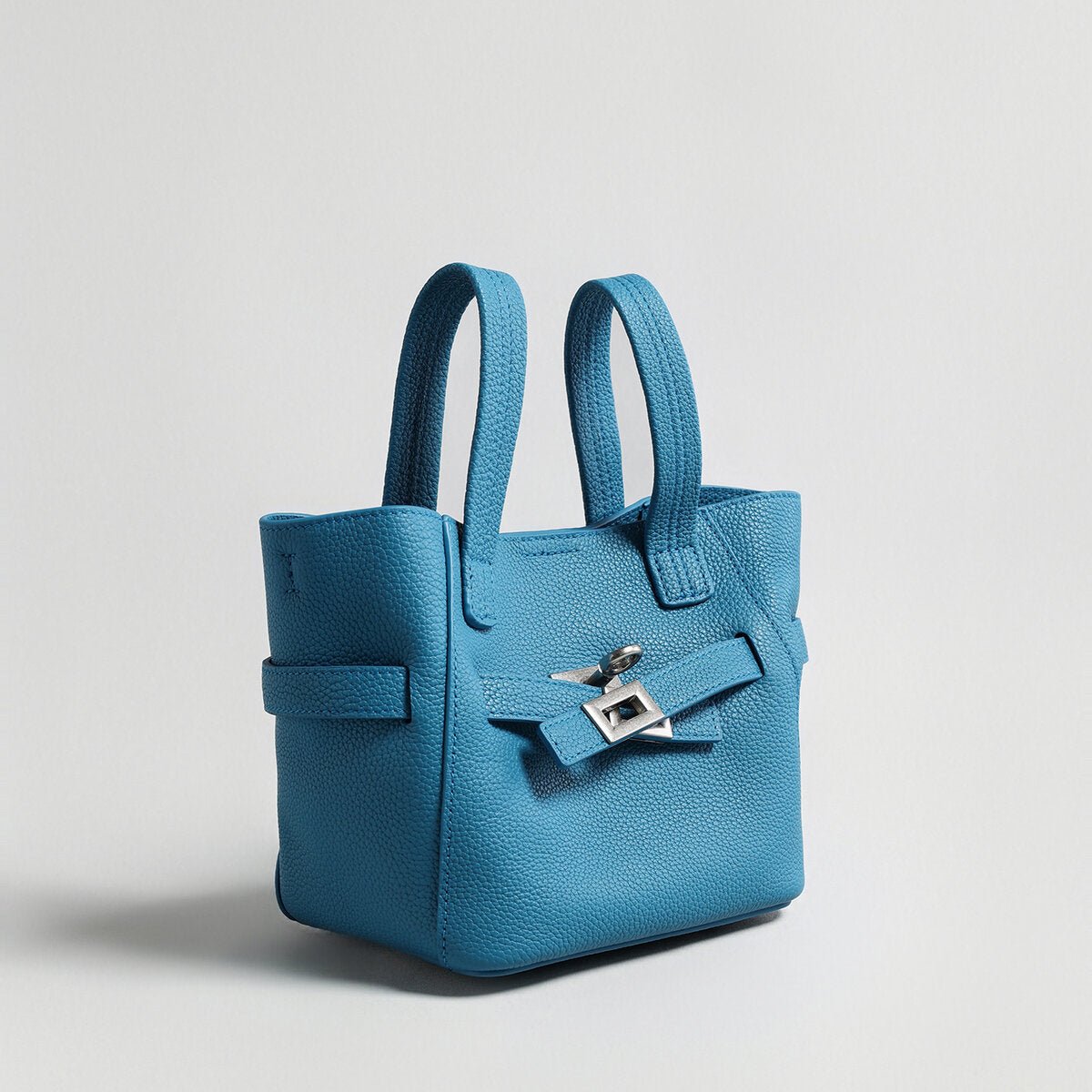 Pebbled Leather Mini Bucket Tote – Structured Crossbody Bag with Turn-Lock Belt
