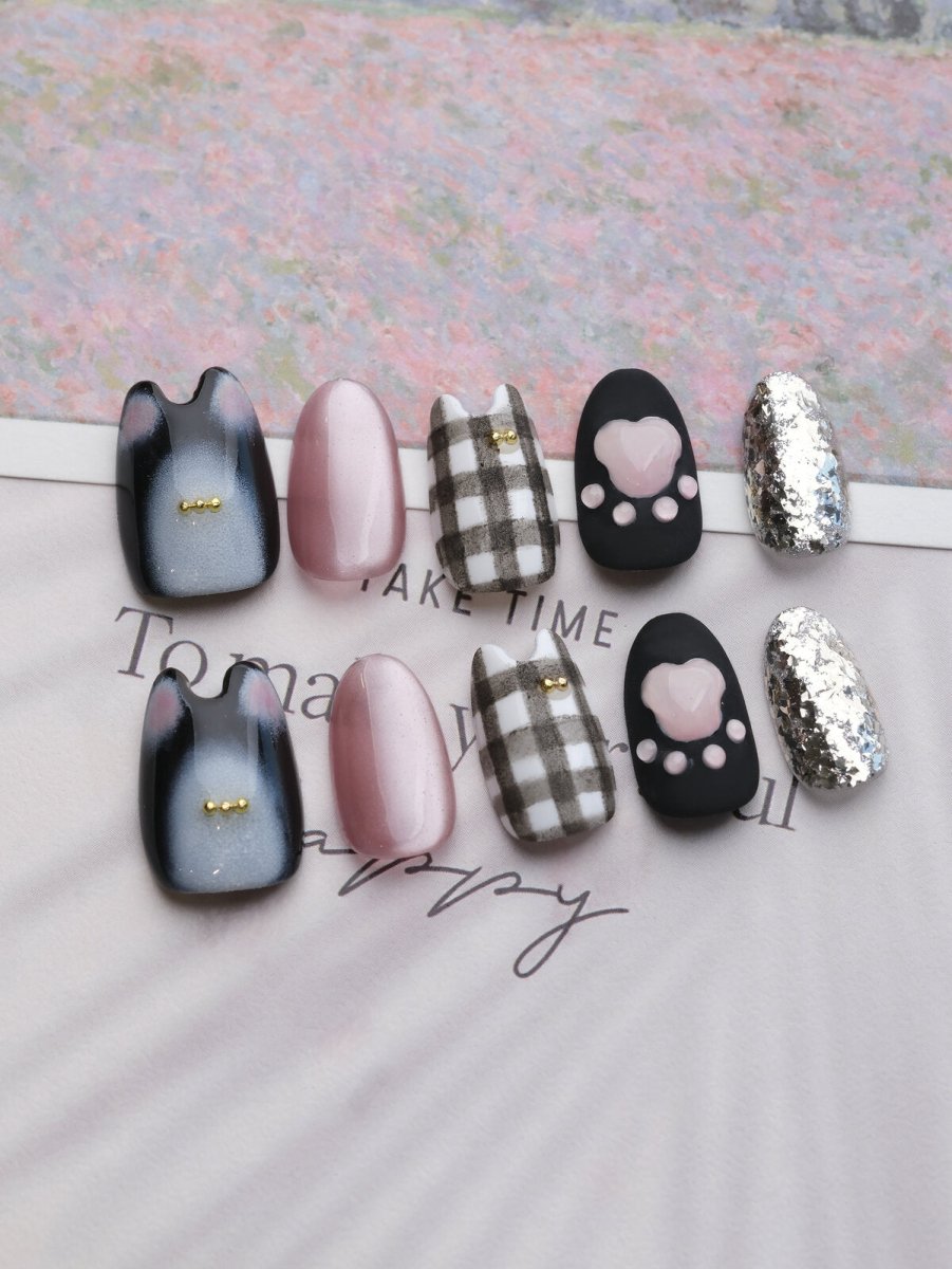 Pinch-Me Cat Paw 3D Press-On Nails