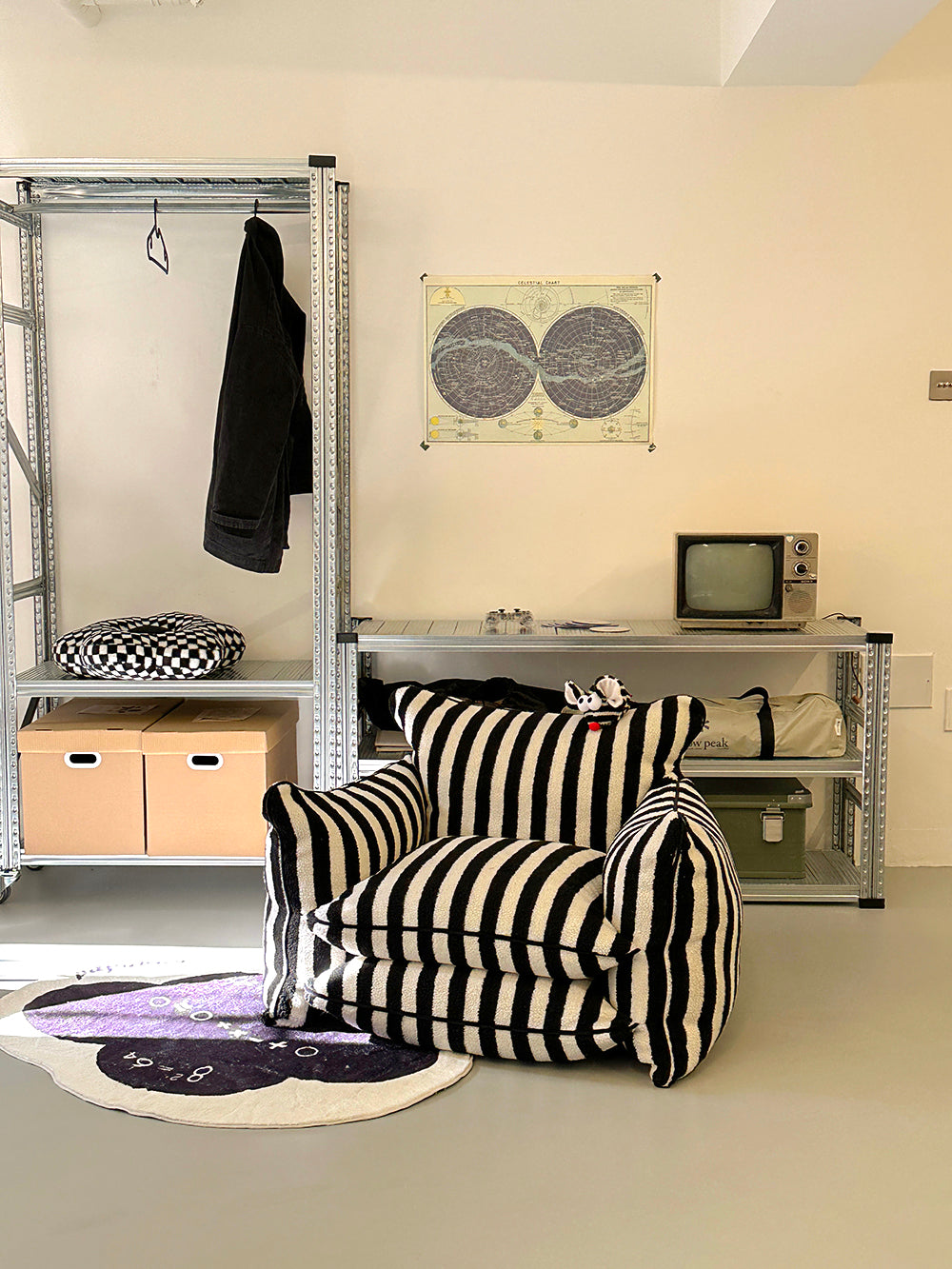 playful mind striped lazy sofa chair black 3