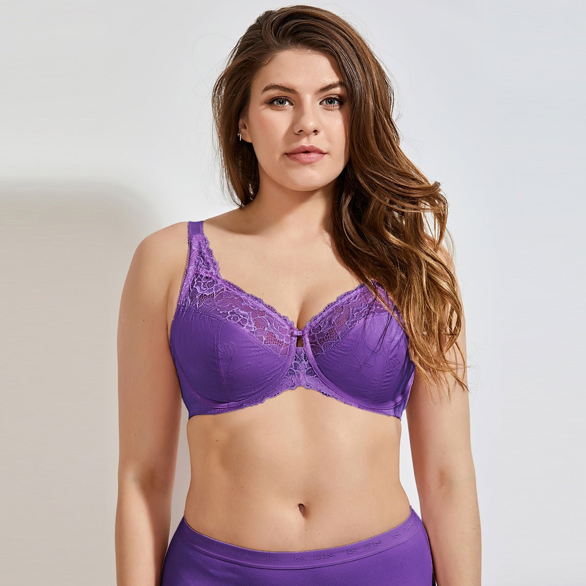 Plus Size Lace Minimizer Underwire Bra