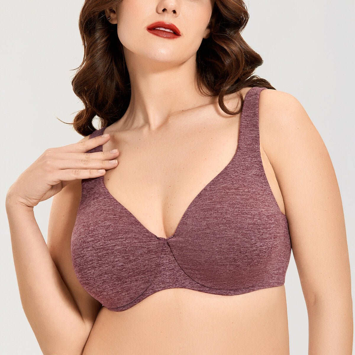 Plus Size Minimizer Underwire Bra – Full Coverage Seamless