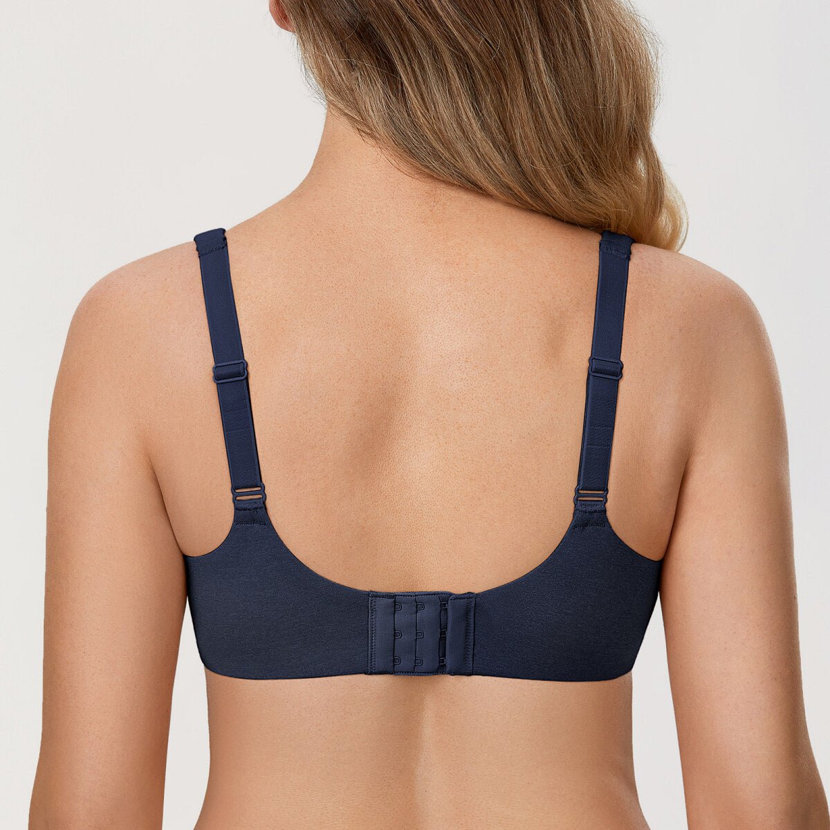 Plus Size Minimizer Underwire Bra – Full Coverage Seamless