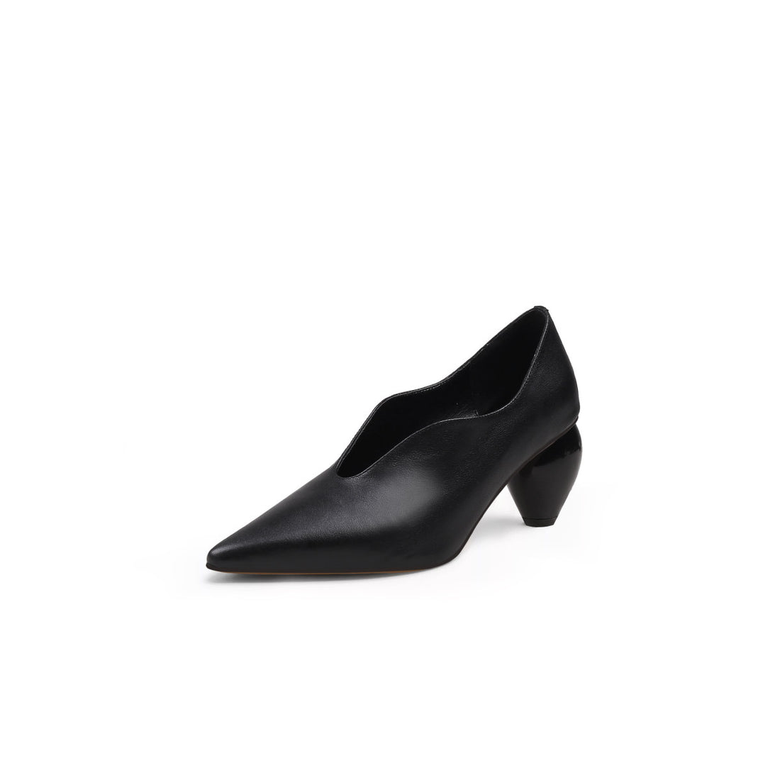 pot-heel-scalloped-edges-pumps_all_black_2.jpg