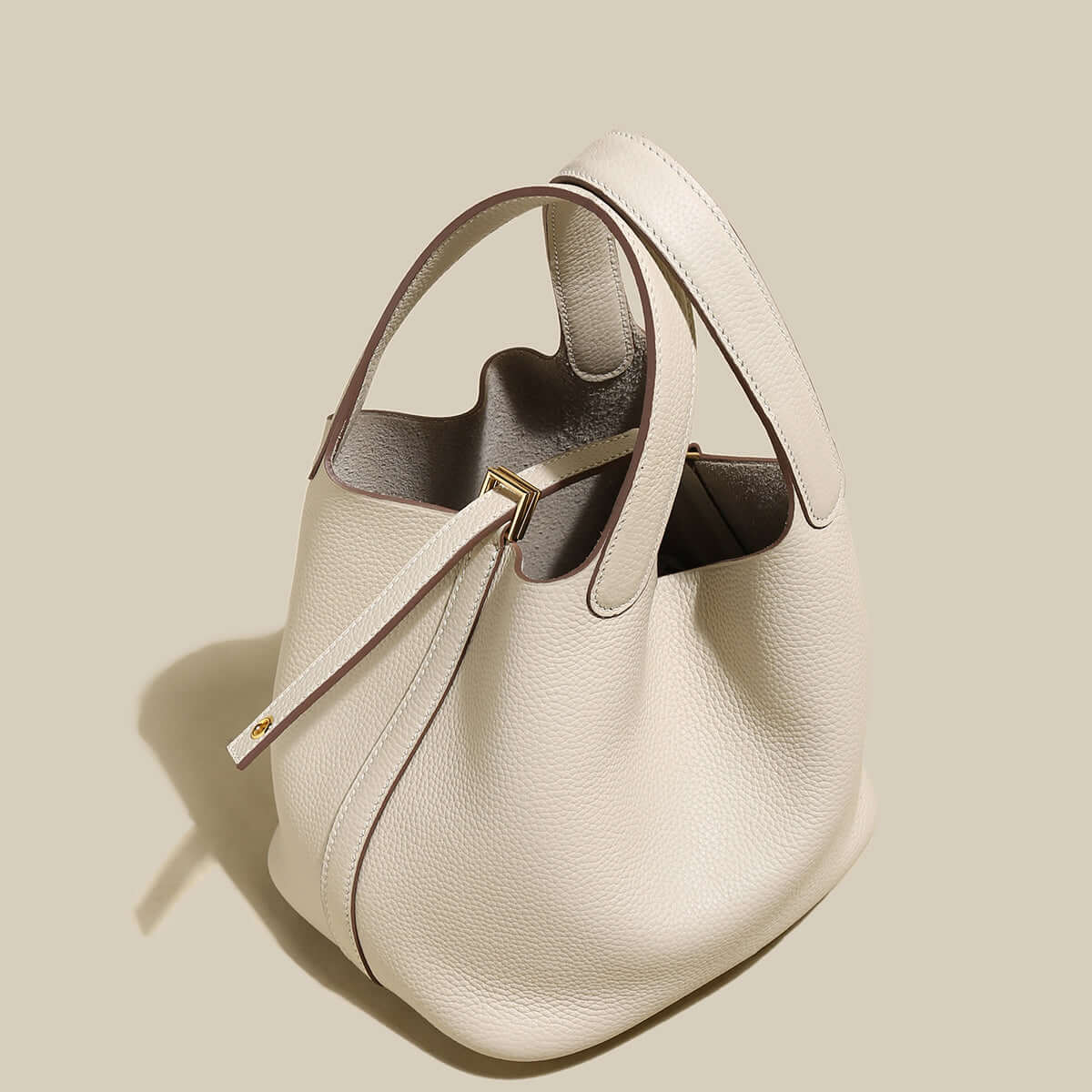 premium bucket tote bag with lock ivory 4