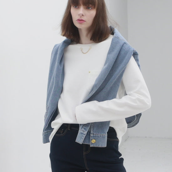 white-long-sleeved-tee-with-neck-chain_1