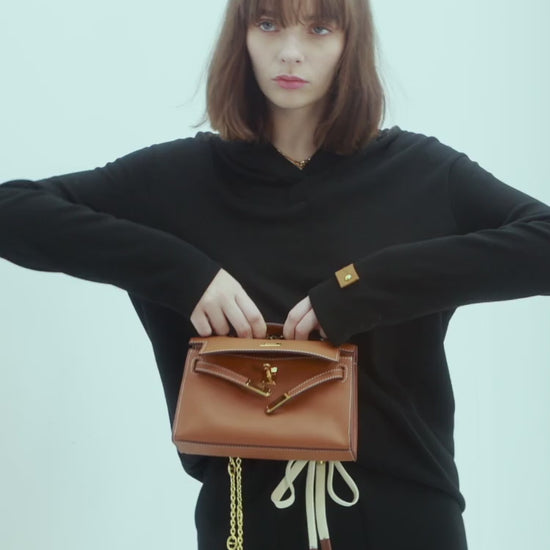 fresh-soul-white-hooded-sweater-with-patch-details_1