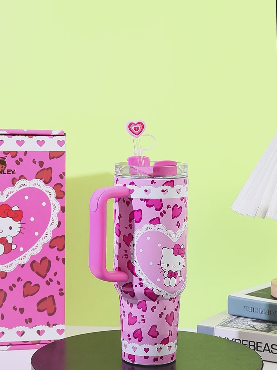 stanley-x-hello-kitty-sweet-hearts-luminous-tumbler