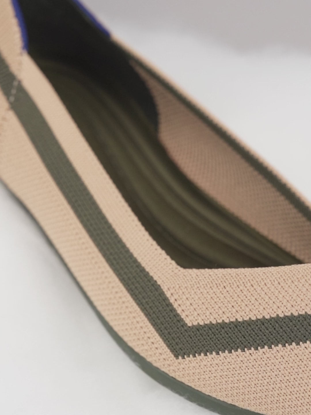 comfortable-woven-striped-pointed-toe-flats