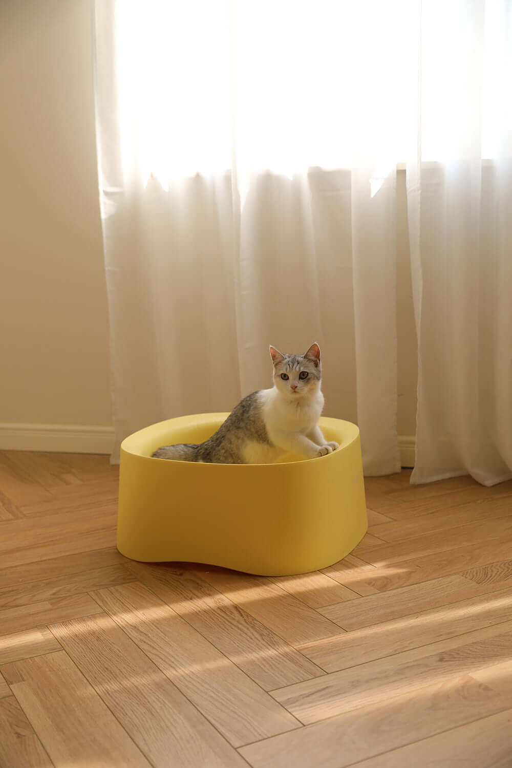 purring-cat-litter-tray-with-scoop_yellow_6.jpg