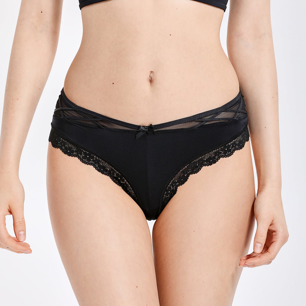 Quick - Dry Lace Mesh Mid - Rise Panty