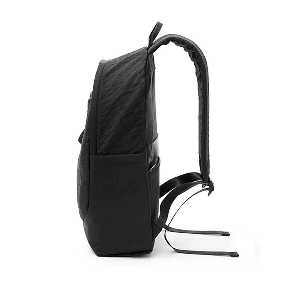 quilted-lightweight-waterproof-durable-backpack_black_3.jpg