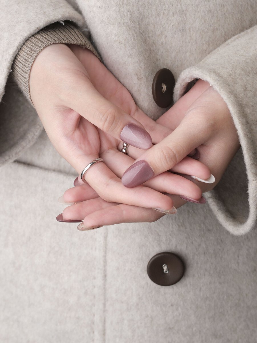 Raspberry Cat-Eye Shimmer Press-On Nails