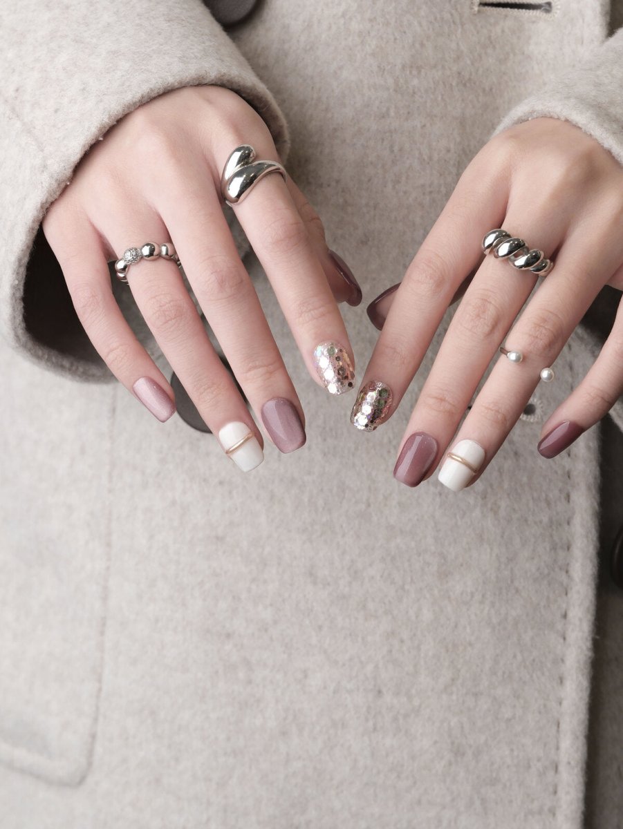 Raspberry Cat-Eye Shimmer Press-On Nails