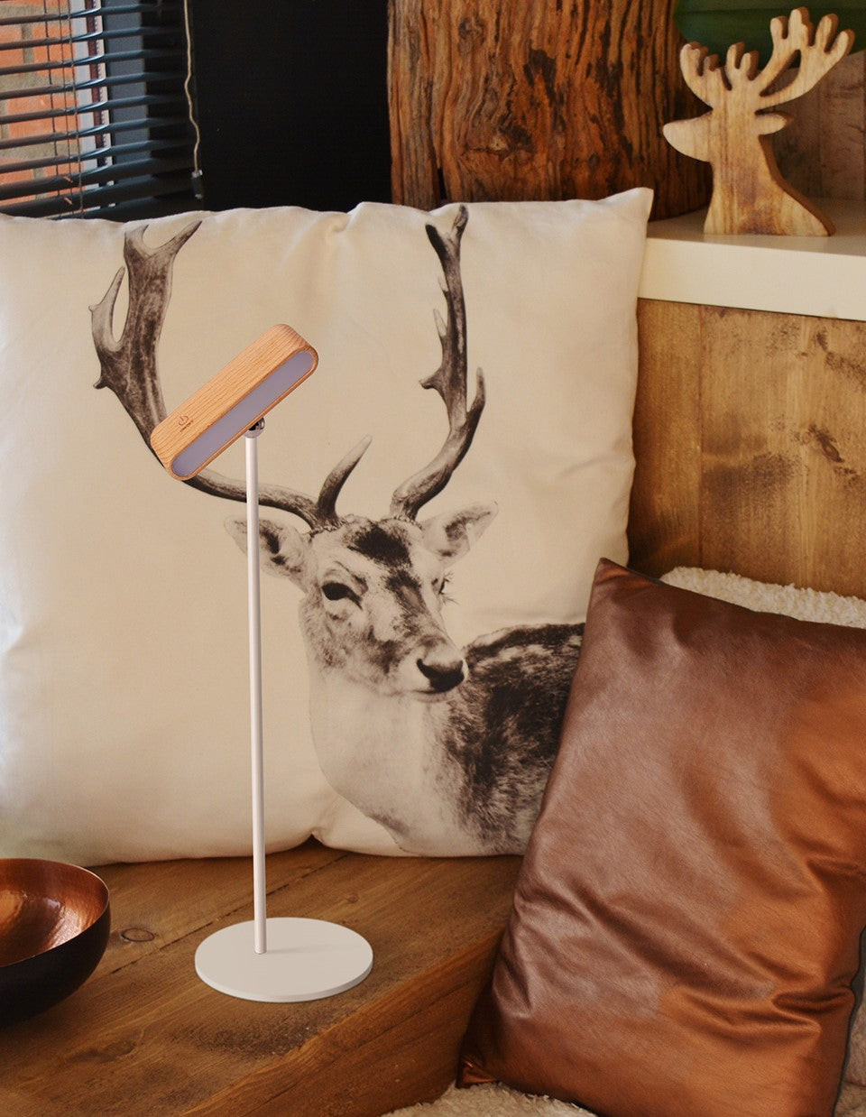 rechargeable magnetic 360 degree reading lamp natural 2