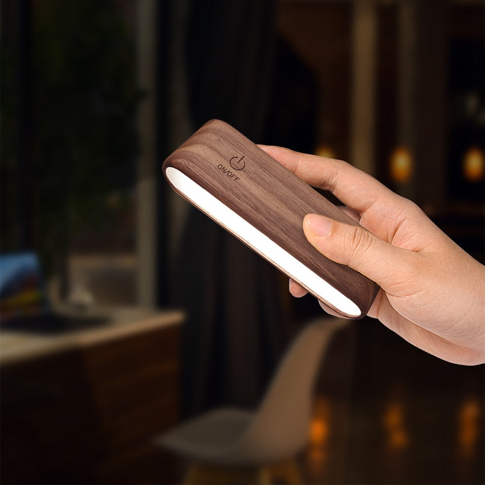 rechargeable-magnetic-360-degree-reading-lamp_walnut_3.jpg