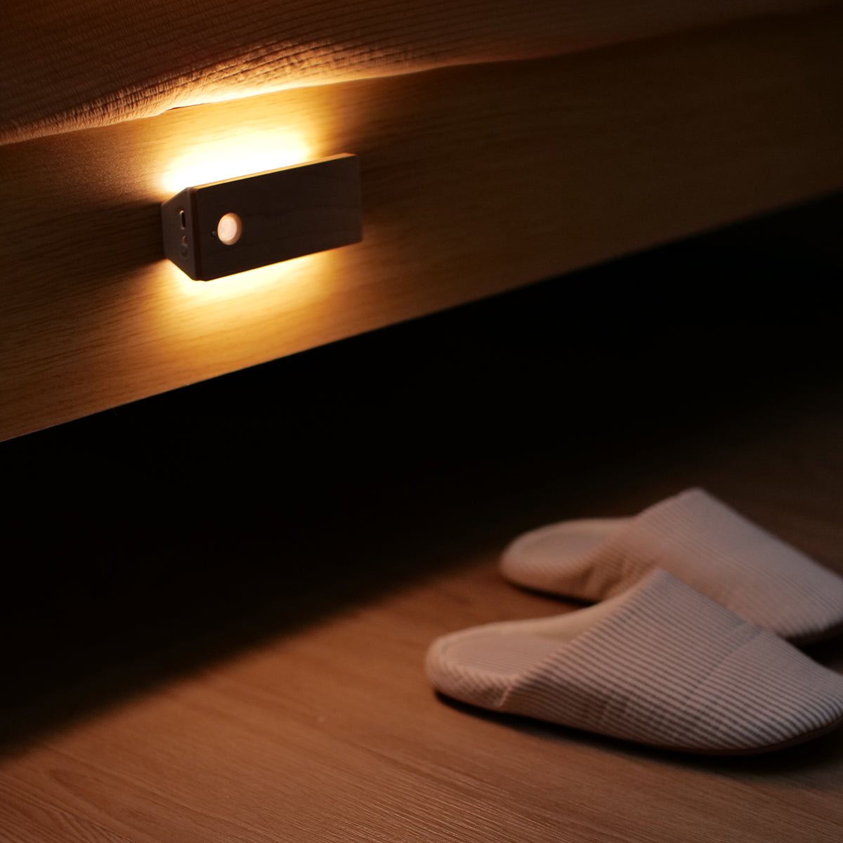 Rechargeable Motion Sensor Wooden Wall Night Light