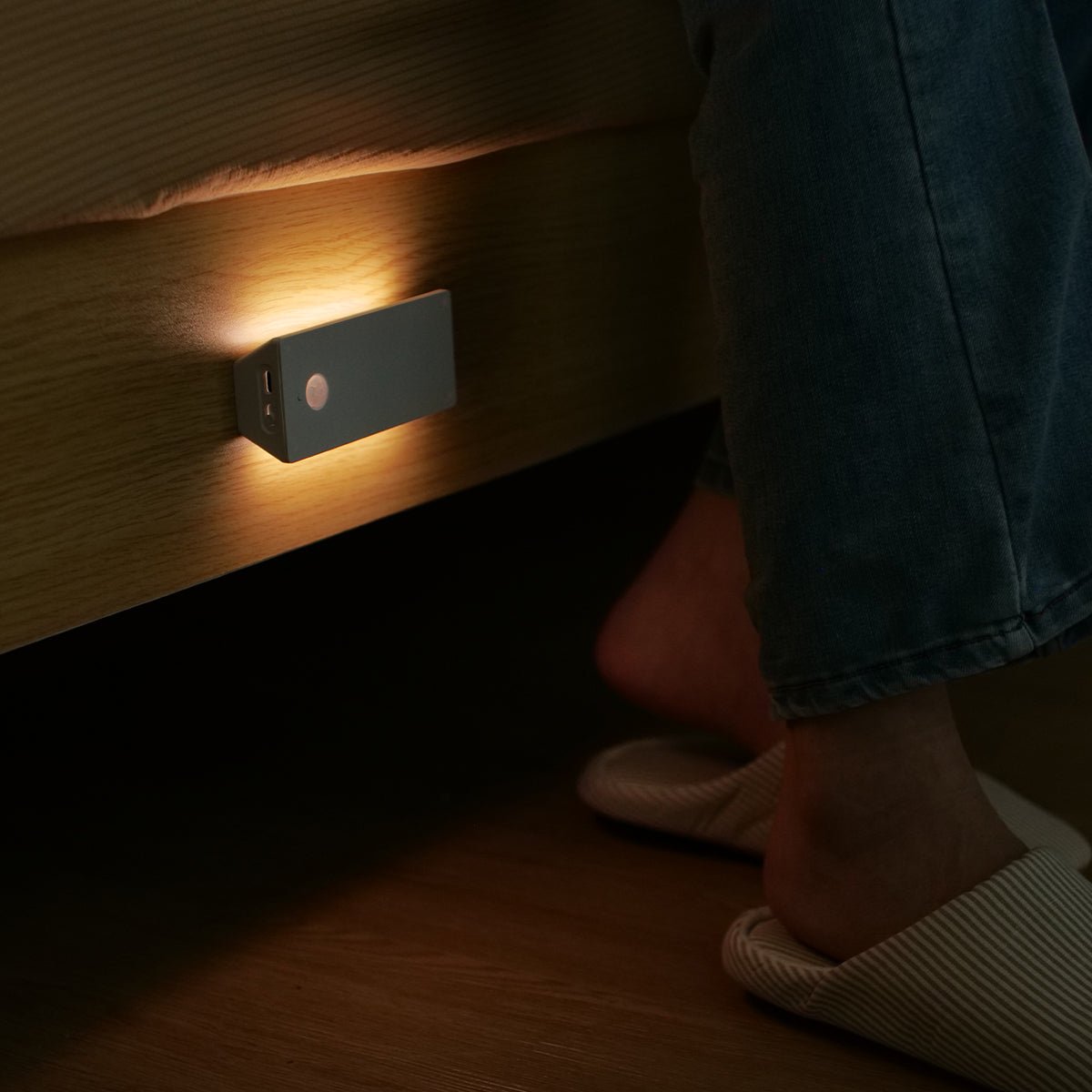 Rechargeable Motion Sensor Wooden Wall Night Light