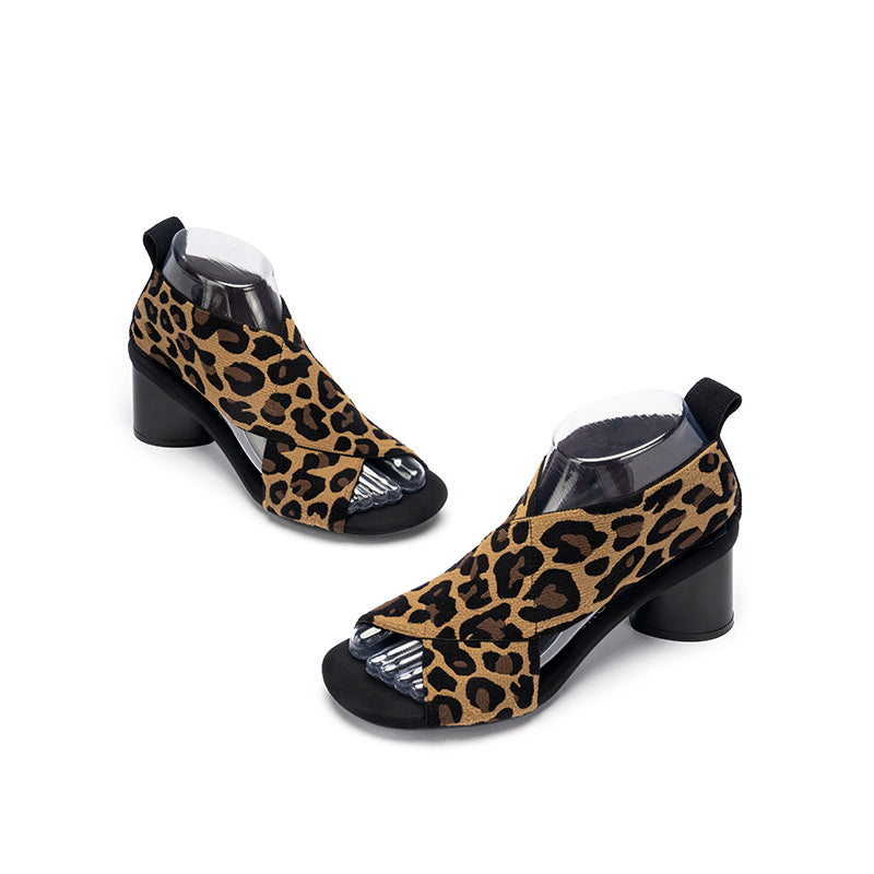 retro-block-heel-open-toe-roman-sandals_all_leopard_4.jpg