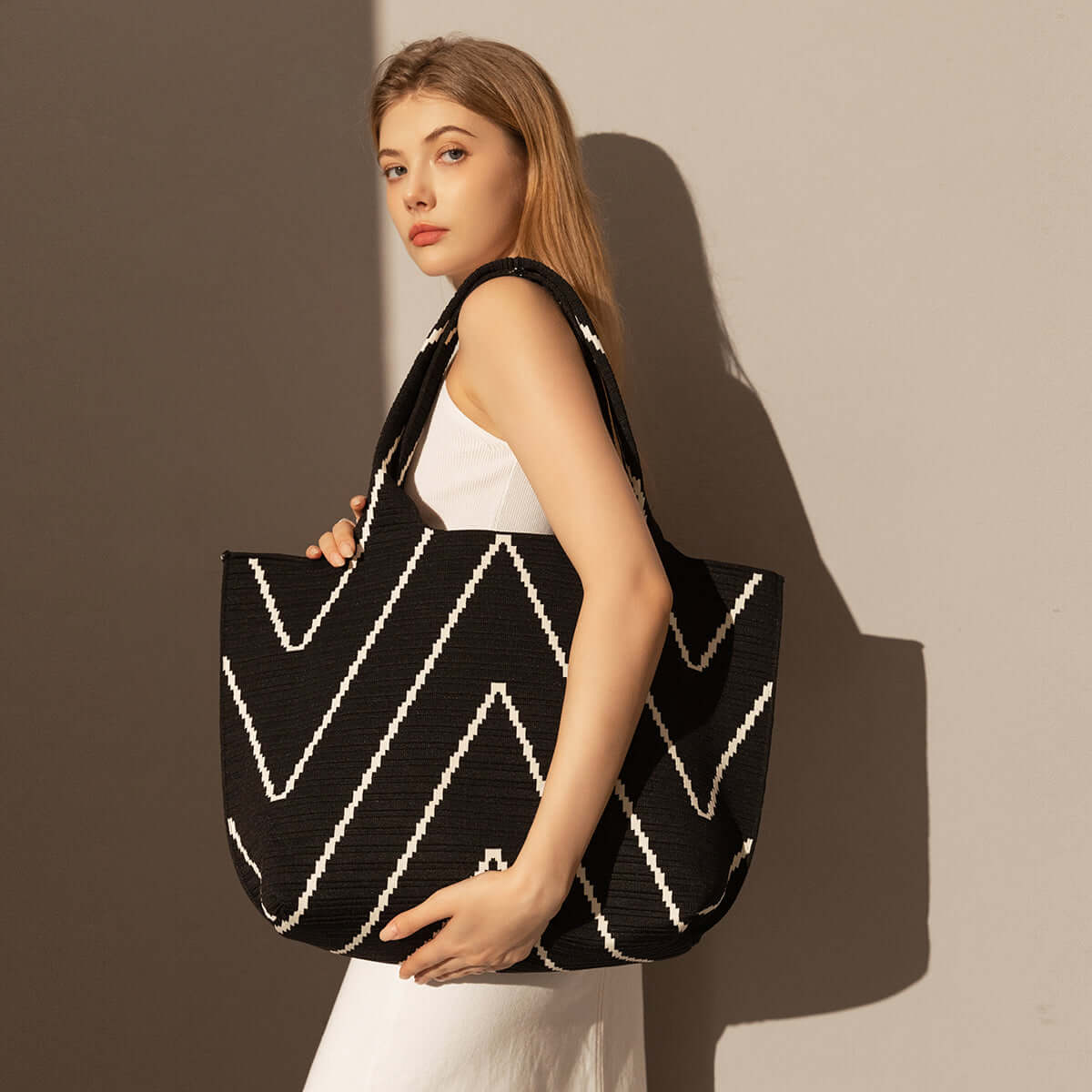retro chevron black canvas tote bag black 4