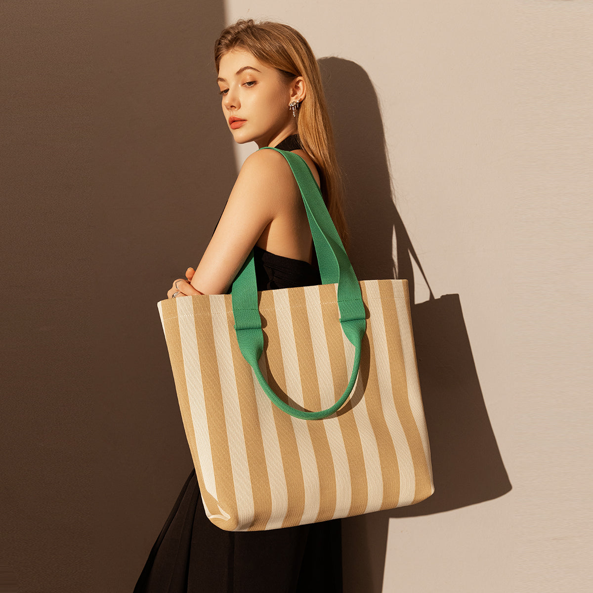 retro-striped-canvas-tote-bag_khaki_5.jpg