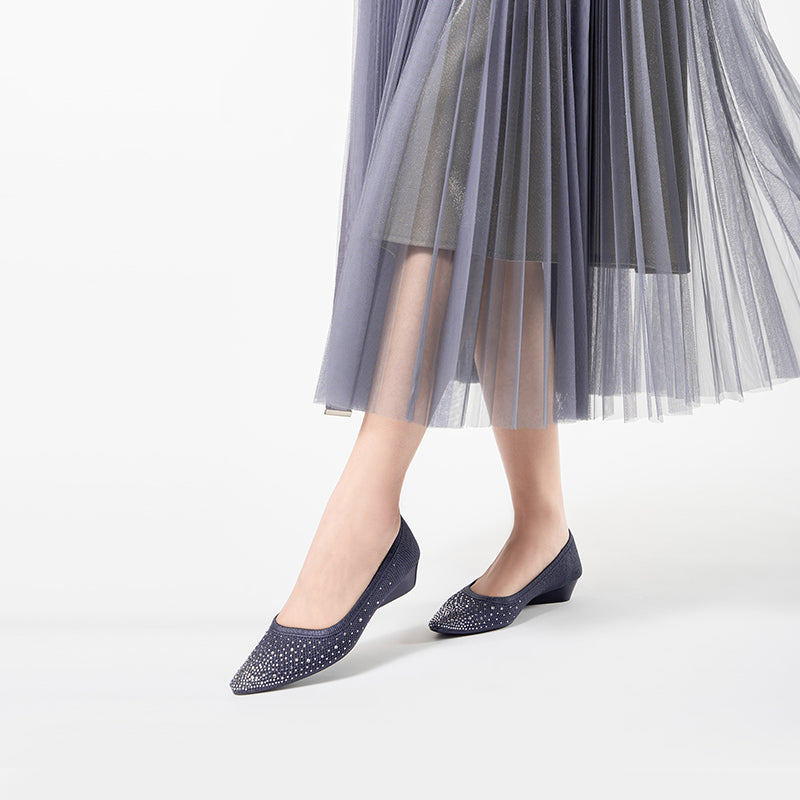 Rhinestone Gradient Knit Pointed Toe Wedge Flats – Sparkling Washable Work Shoes