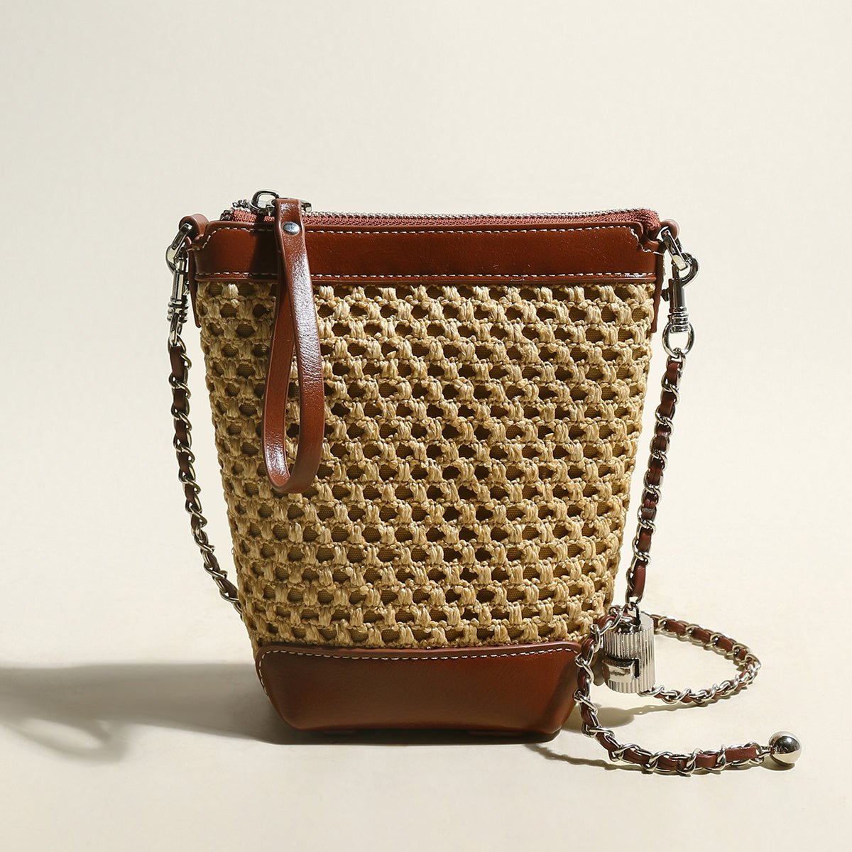 Rustic Rattan Brown Bucket Bag - 0cm