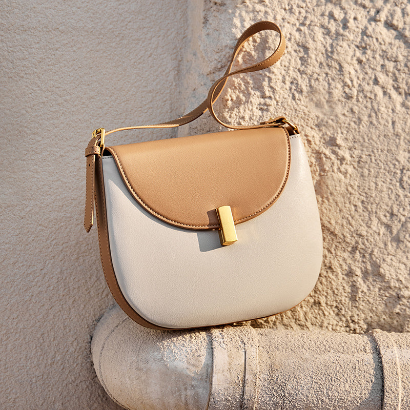 saddle-leather-crossbody-bag_ivory_2.jpg