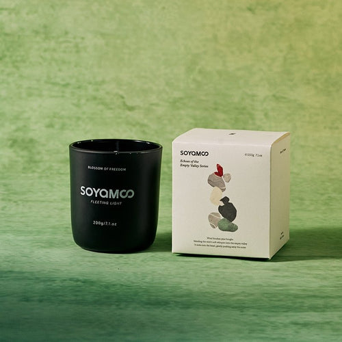 Sandalwood Wilderness Echo Valley Scented Candle