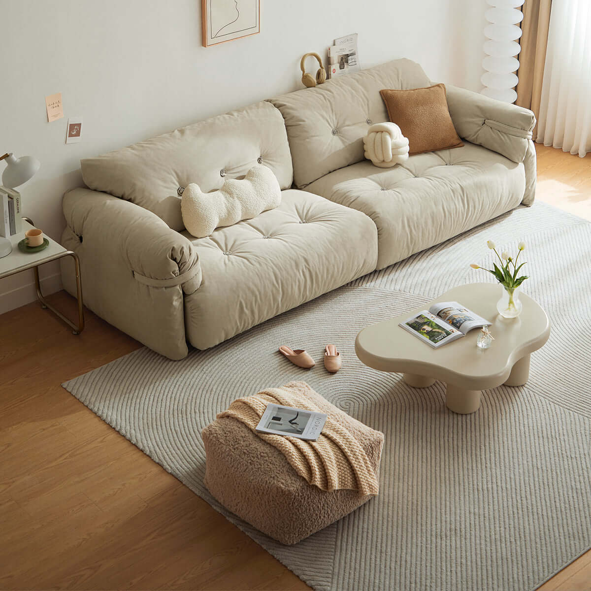 scratch-resistant-cloud-like-sofa_four-seater_sand_5.jpg