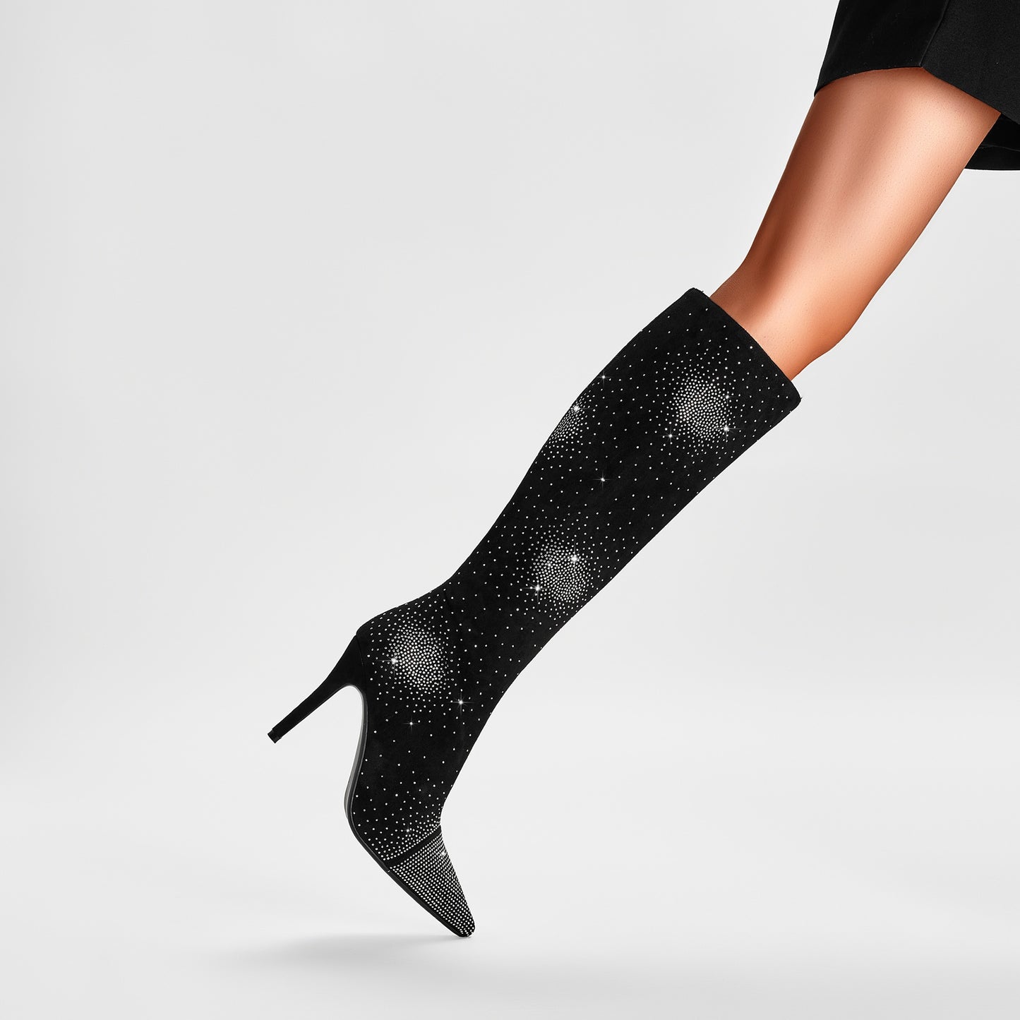silver-crystal-burst-black-pointed-knee-high-boots_all_black_10.jpg