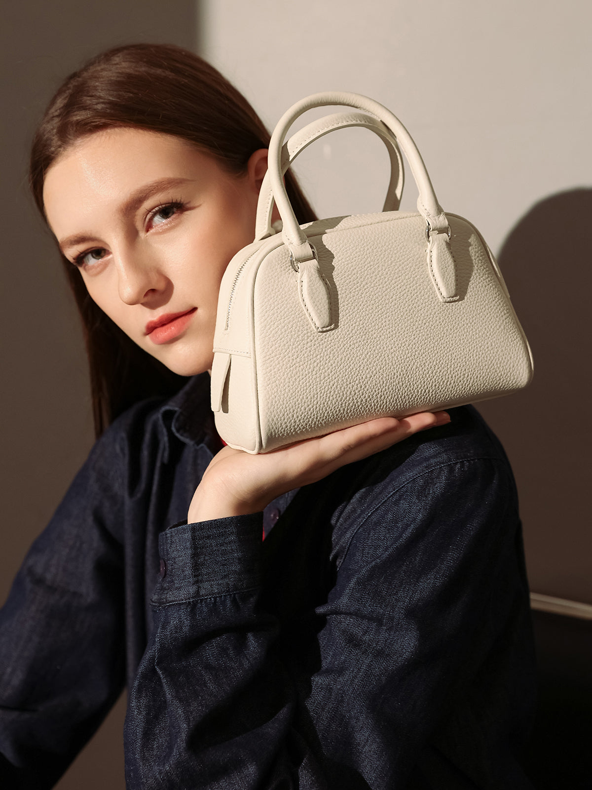 simple leather bowling bag white 3