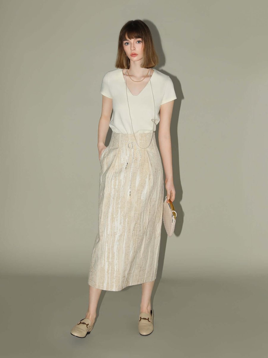 Simple V - Neck Short - Sleeve Tee - 0cm