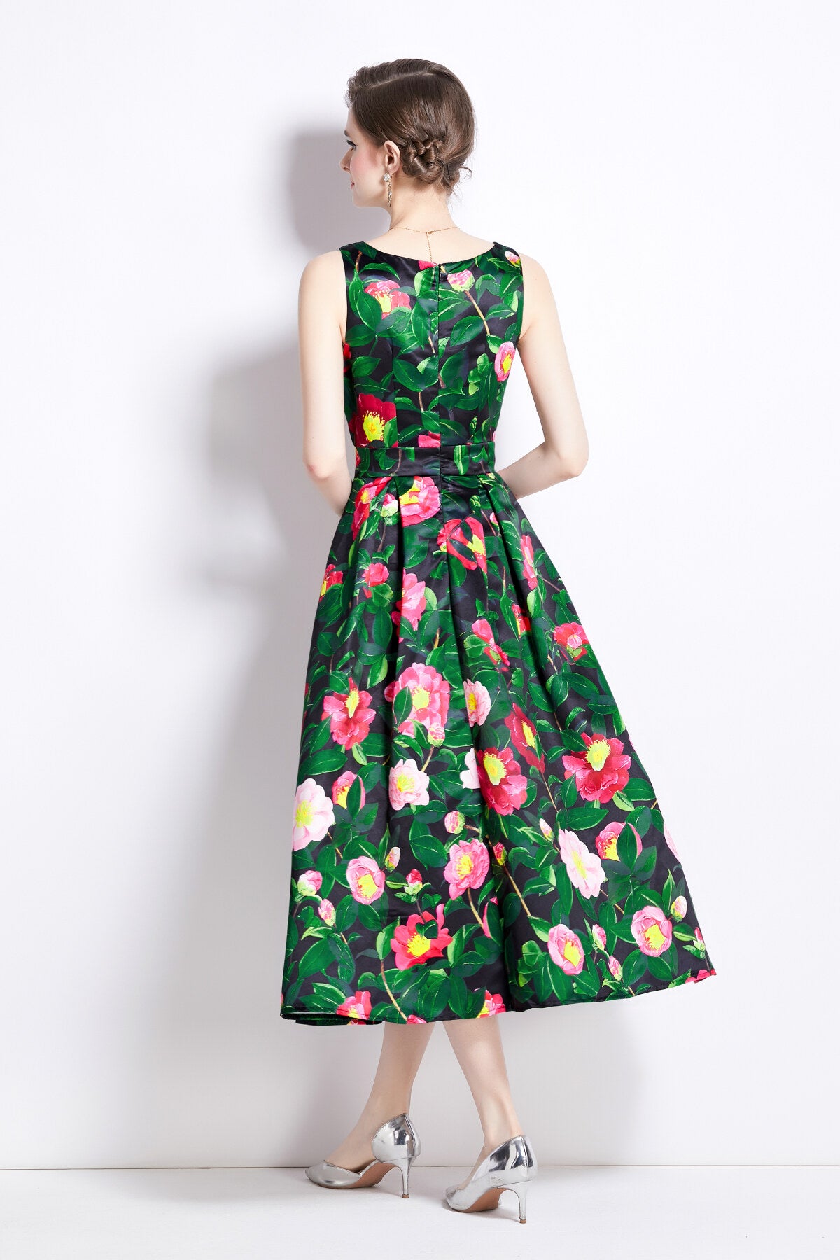 sleeveless-high-waist-tailored-fit-and-flare-a-line-dress_all_green_4.jpg