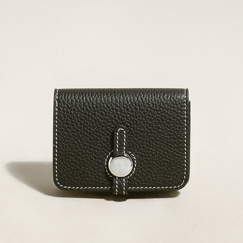 Slim Leather Wallet with Detachable Strap – Pebble-Grain Mini Crossbody Wallet & Clutch