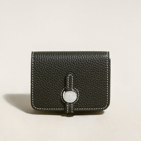 Slim Leather Wallet with Detachable Strap – Pebble-Grain Mini Crossbody Wallet & Clutch