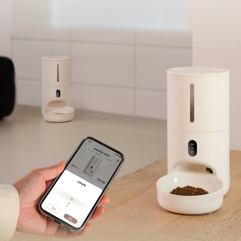 Smart Automatic Pet Feeder with Camera & App Control - 4L Capacity