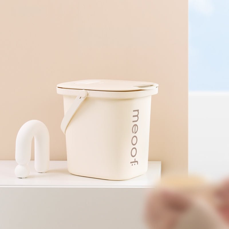 Smart Vacuum Pet Food Storage Container