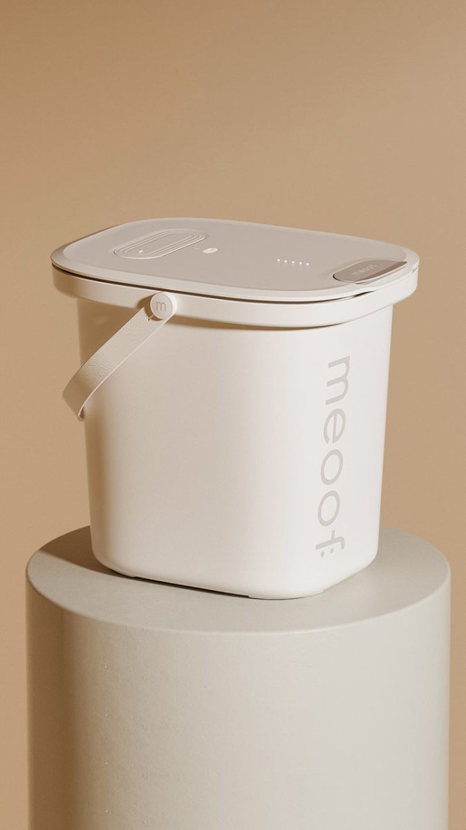 Smart Vacuum Pet Food Storage Container