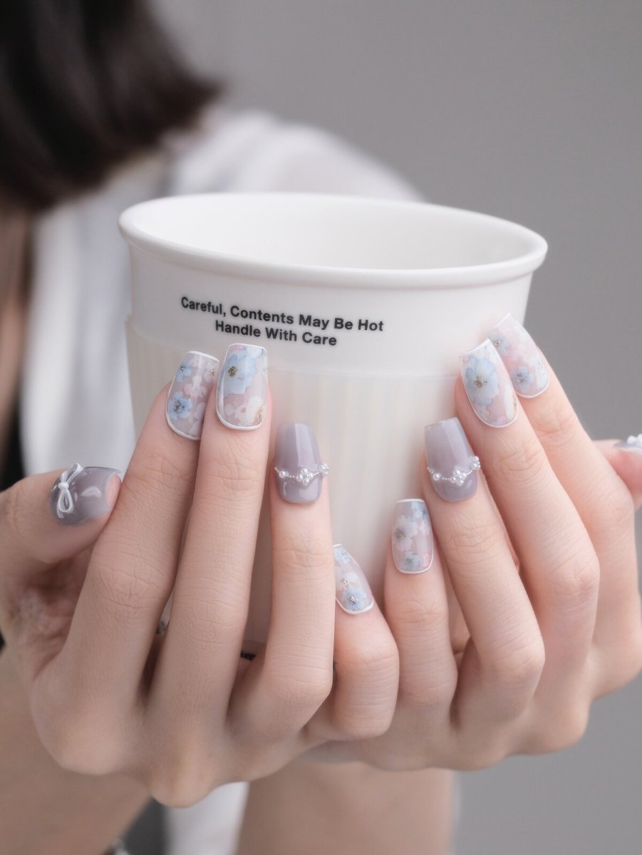 Snow Mint Floral Press-On Nails