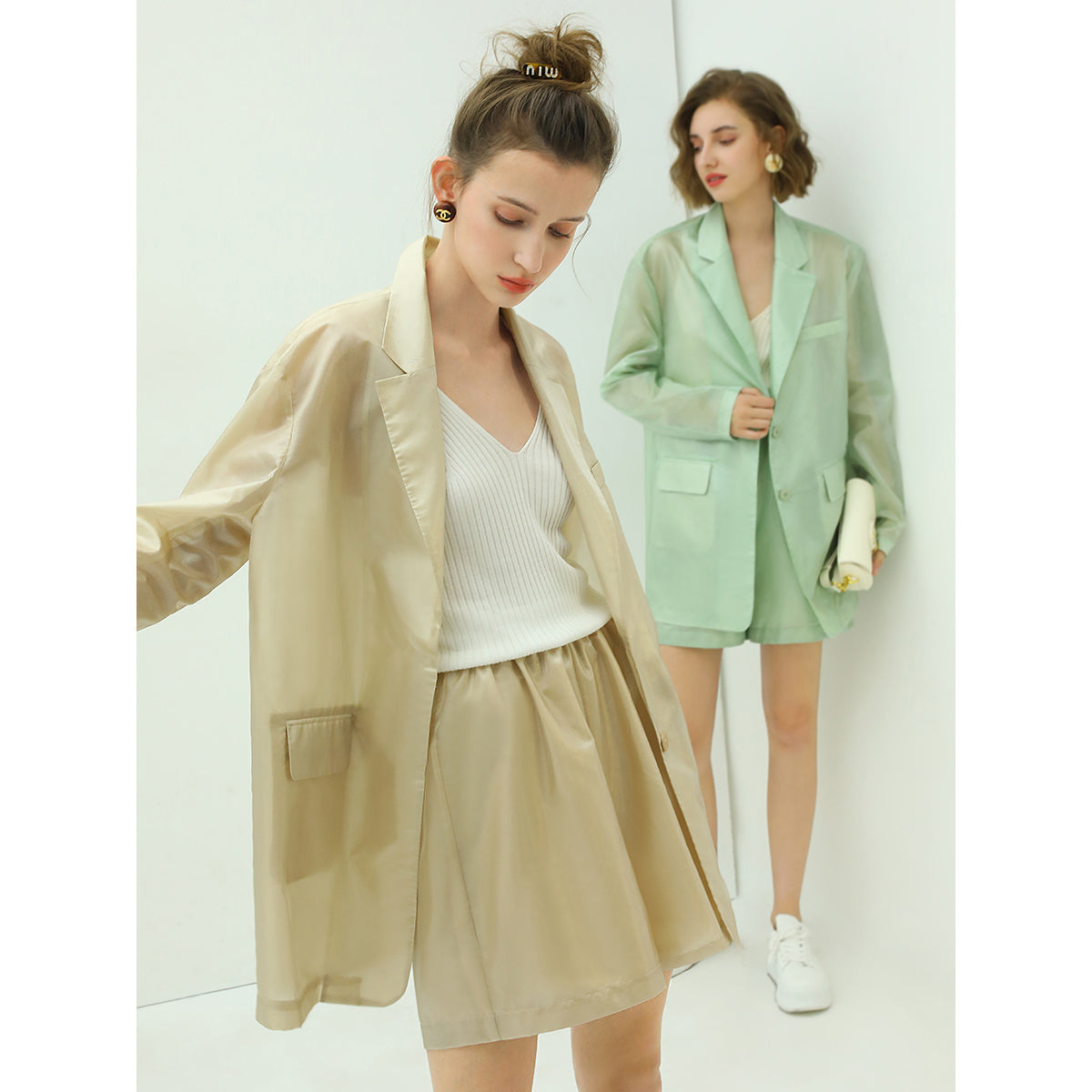 soft high rise beige shorts all beige 3