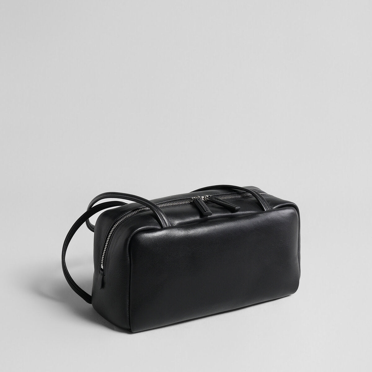 Soft Lambskin Leather Pillow Box Bag – Structured Dual-Zip Top Handle Bag with Double Handles