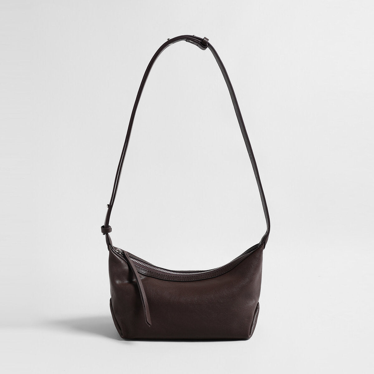 Soft Leather Crescent Crossbody – Minimalist Arc Shoulder Bag with Dual Straps