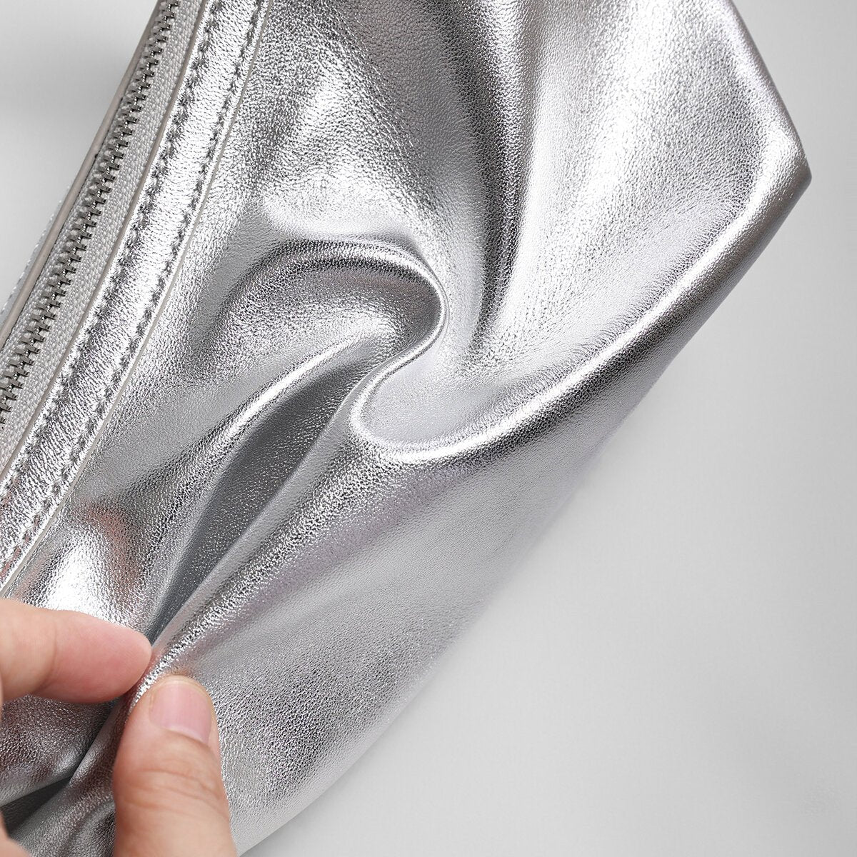Soft Leather Crescent Crossbody – Minimalist Arc Shoulder Bag with Dual Straps
