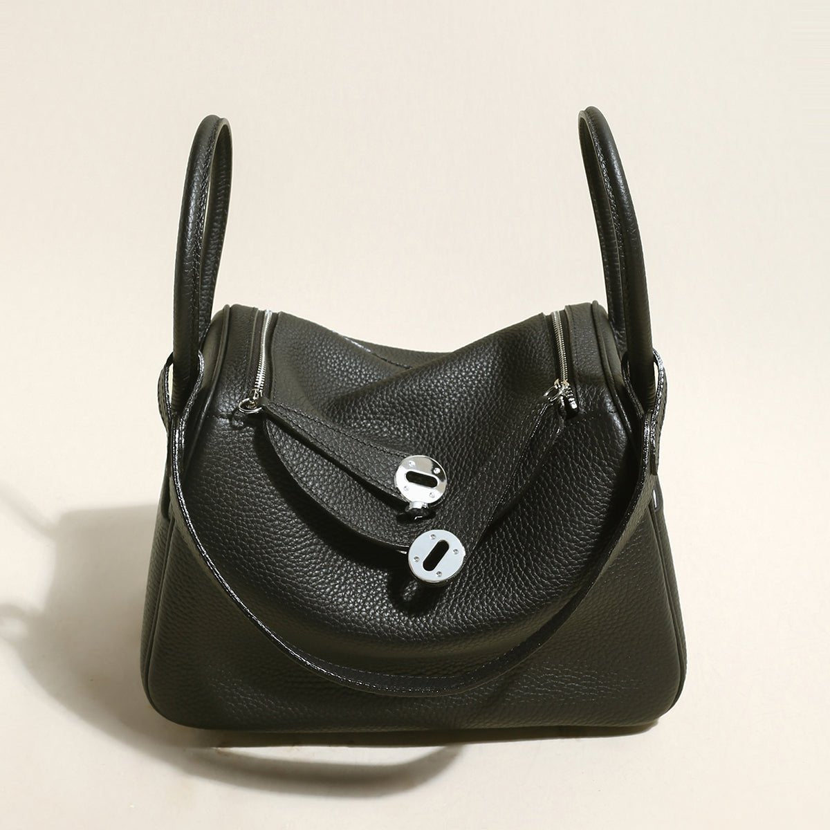 Solano Top-Grain TC Leather Shoulder Bag – Soft-Structured Double Handle Tote with Turn-Lock Closure