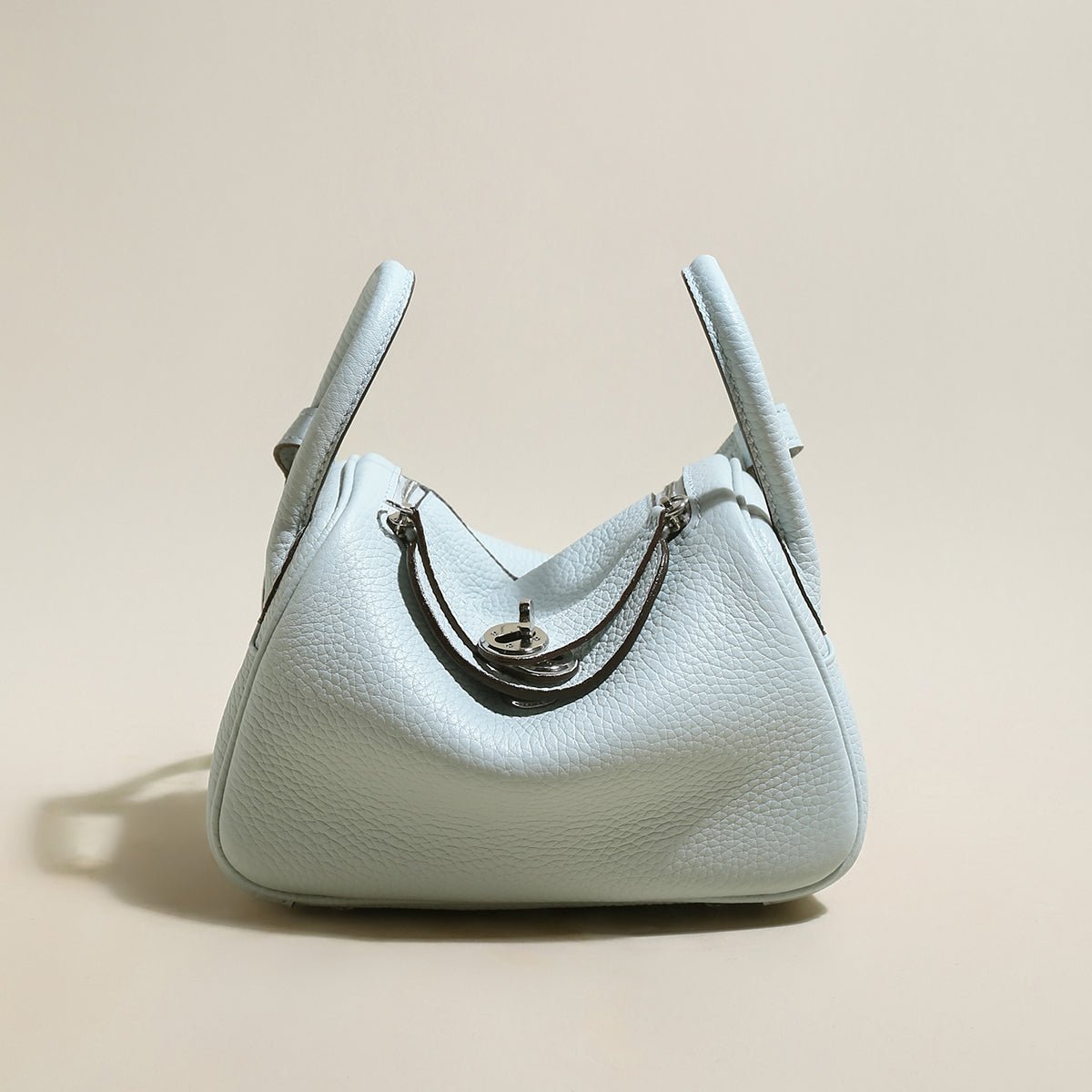 Solano Top-Grain TC Leather Shoulder Bag – Soft-Structured Double Handle Tote with Turn-Lock Closure